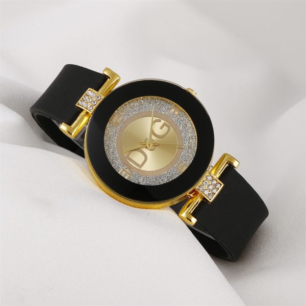 2022 New European And American Ladies Simple Design Quartz Watch, Black And White, Silicone Strap, Large Dial, Creative Fashion - 图片 2